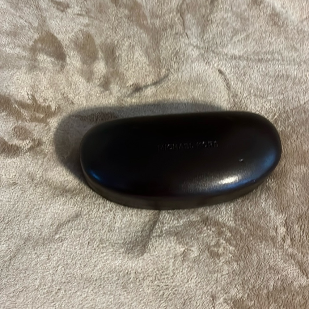 MICHAEL KORS BROWN FOX LEATHER FAUX EYEGLASS SUNGLASSES CASE HOLDET